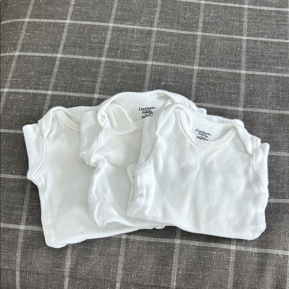 Gerber organic White Baby Long sleeve Bodysuits Trio